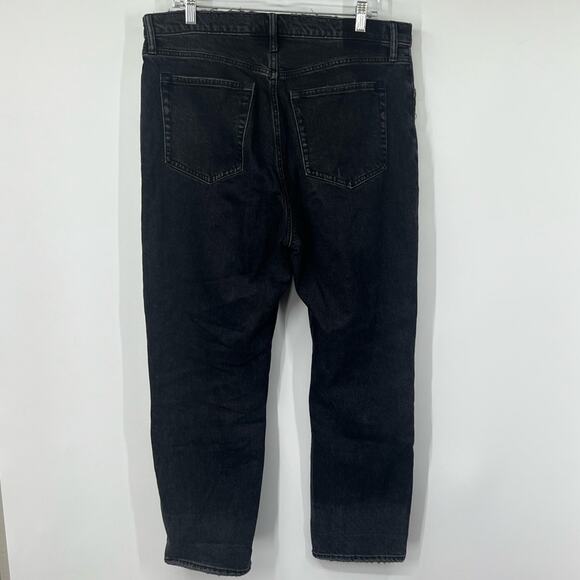 Abercrombie & Fitch The Dad Jeans High Rise Distressed SHORT - Picture 7 of 8